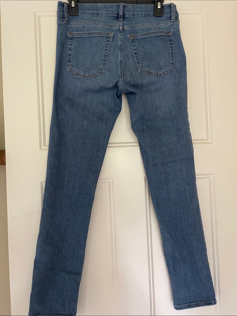Frame Denim Women's Skinny Jeans in Medium Blue